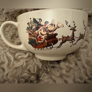 Disney’s Mickey and Minnie Mouse Soup Cup.